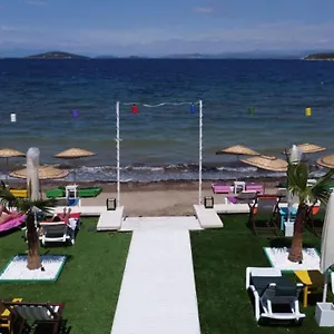 Neo Beach Cunda Ayvalı