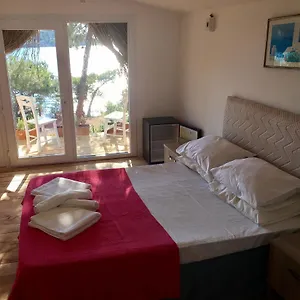 Pusula Ayvalı